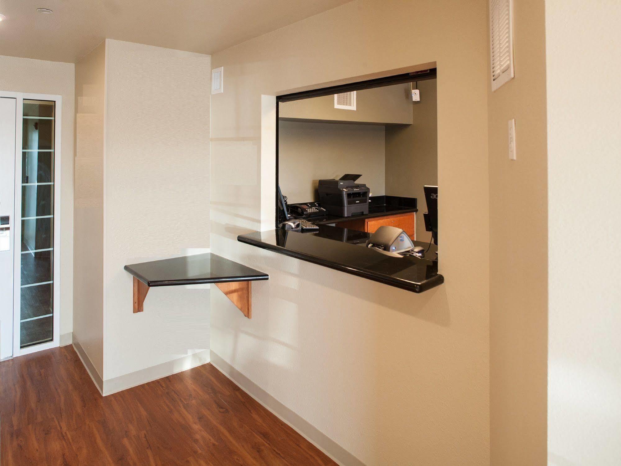 Extended Stay America Select Suites - Oklahoma City - West Exterior foto